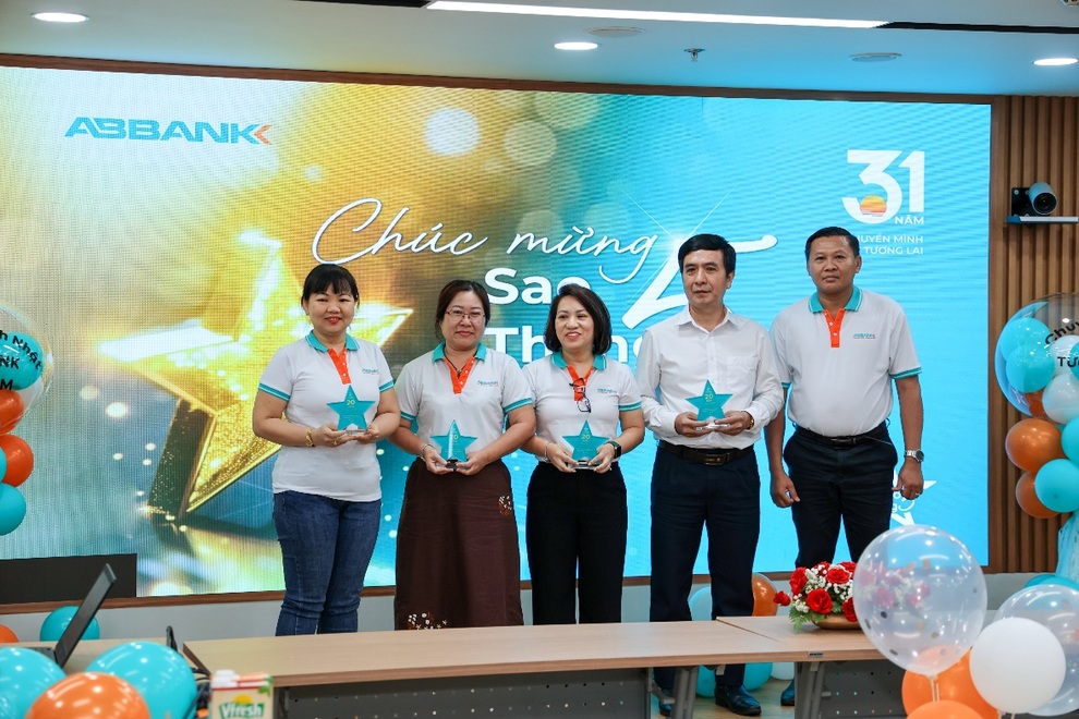 ABBANKが31周年を祝う、意義深いプログラムを続々と展開 - 5